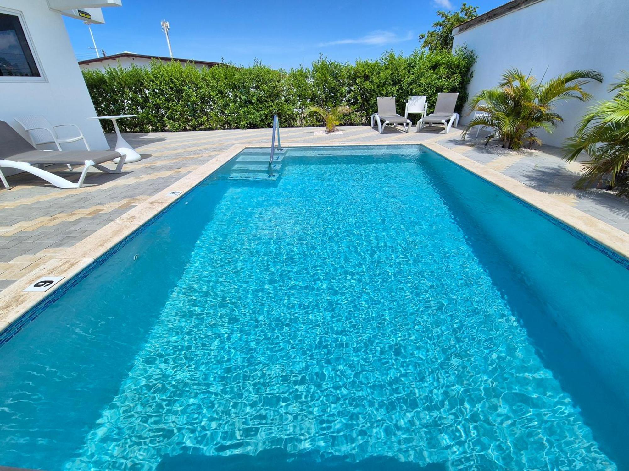 Ocean Breeze Apartments In Aruba Oranjestad Extérieur photo